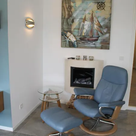 2504 - Strandwiese 15